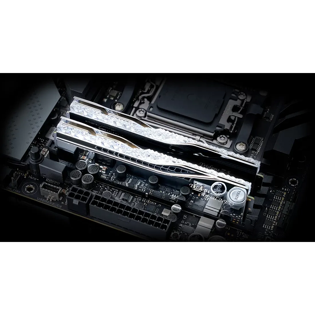 Arbeitsspeicher 32GB DDR5 6000MHz G.Skill Trident Z5 Royal Neo RGB (F5-6000J2836G16GX2-TR5NS) (2x16GB KIT) - Foto 5