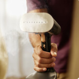 Clothes steamer Braun GS7077BK