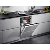 Built-in dishwasher AEG FSE73527P