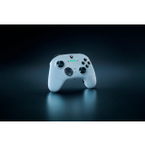 Gamepad Razer Wolverine V3 Pro Xbox Series X White (RZ06-05200200-R3M1)