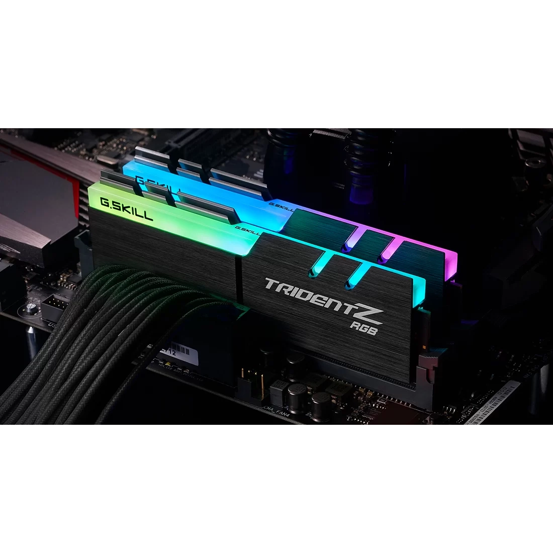 Mémoire vive 16GB DDR4 3600MHz G.Skill Trident Z RGB (F4-3600C18D-16GTZRX) (2x8GB KIT) - photo 4