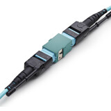 Optical pass-through adapter StarTech MPOSMAPCAQCOUPLER