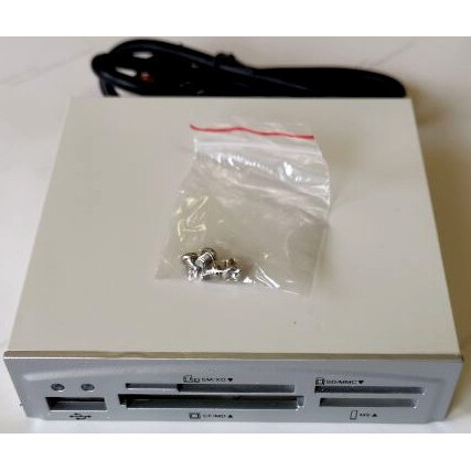 Karšu lasītājs AeroCool AT003 Silver - foto 2