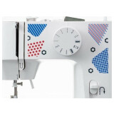 Machine à coudre CHAYKA EasyStitch 22